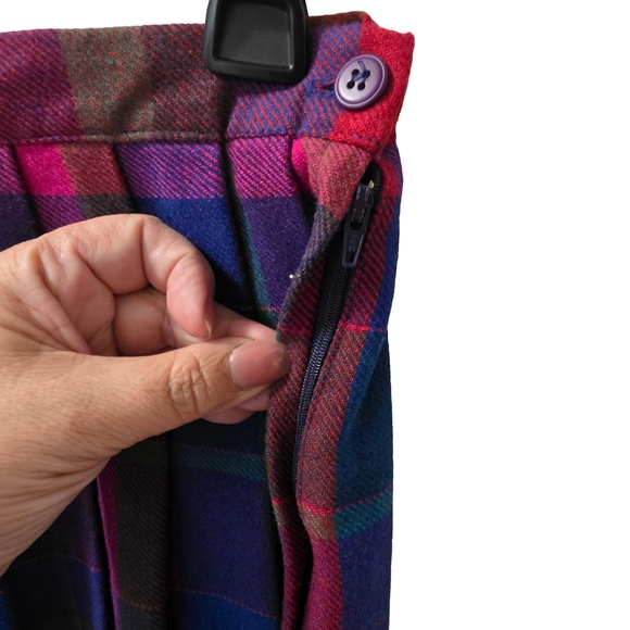 Vintage Russ Togs Plaid Pleated Skirt Made in USA Size 16 90s Tartan Wool Blend - Picture 2 of 4